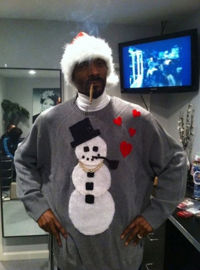 Snoop-Dogg-ugly-christmas-sweater